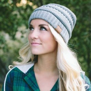 ❄️Soft Knit Winter Snow Athletic Ponytail Beanie